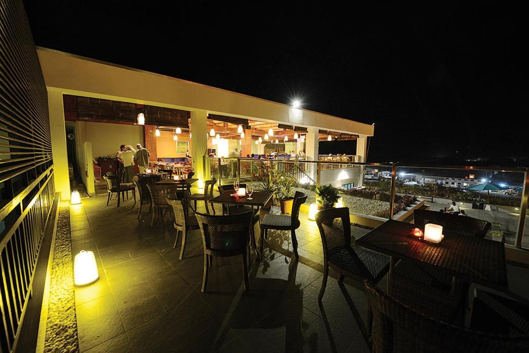 Timor Plaza Hotel & Apartments Ділі Екстер'єр фото