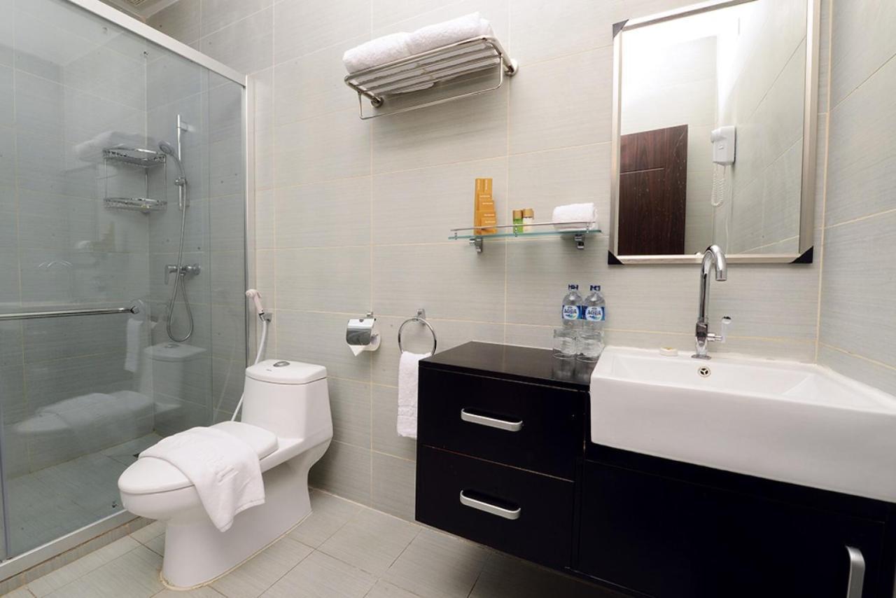 Timor Plaza Hotel & Apartments Ділі Екстер'єр фото