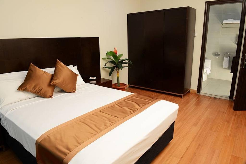 Timor Plaza Hotel & Apartments Ділі Номер фото